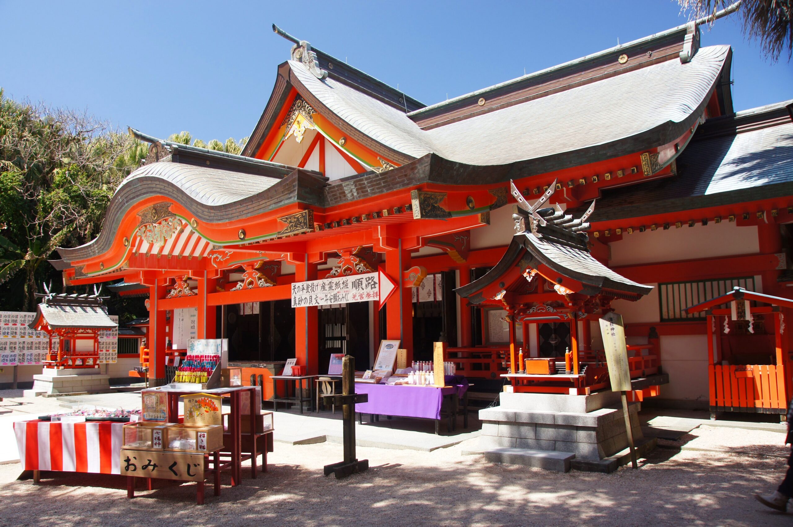 宮崎県宮崎市にある青島神社の社殿